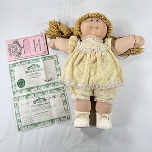 Vtg 1982 Cabbage Patch Kids Blonde Blue Eyes Green Sign OK Factory Birth Cert